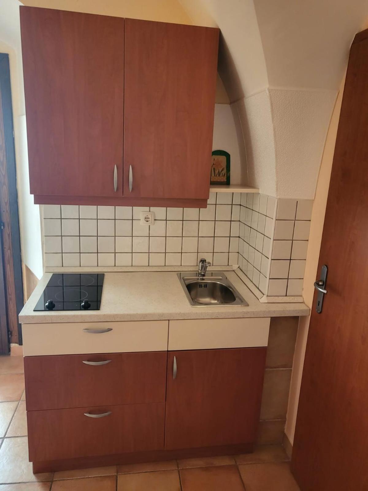 Apartmán Apartma Na Starem Placu Idrija Exteriér fotografie