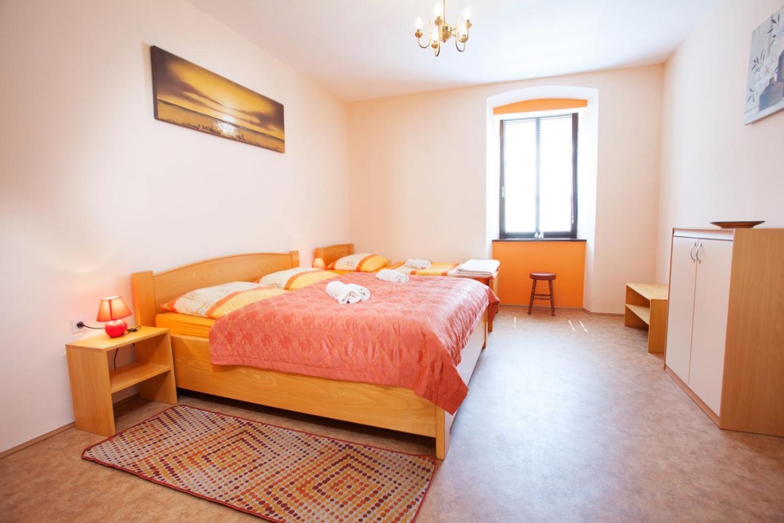 Apartmán Apartma Na Starem Placu Idrija Exteriér fotografie