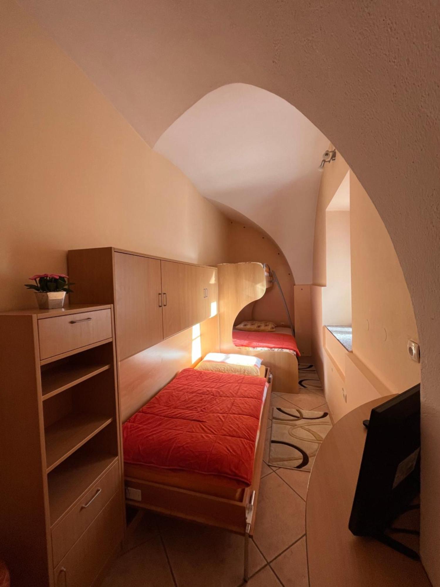 Apartma Na Starem Placu Idrija Exteriér fotografie